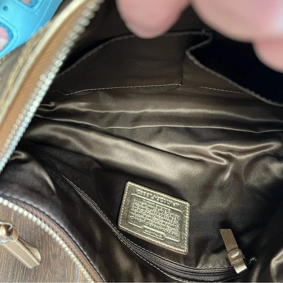 Coach signature stitch in metallic gold hobo - Picture 6 of 7